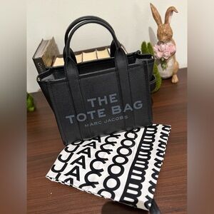 Marc Jacobs Black The Tote Bag -Small
